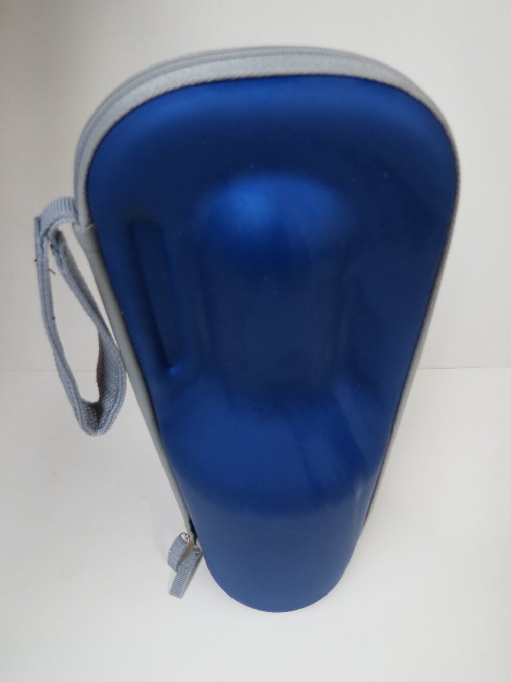 RABBIT WINE TREK BOTTLE CARRIER BLUE